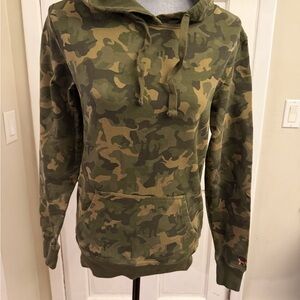 The Black Dog Camo Pullover Hoodie in Green and Tan